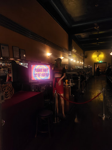 The Moon - Hospitality and gastronomy