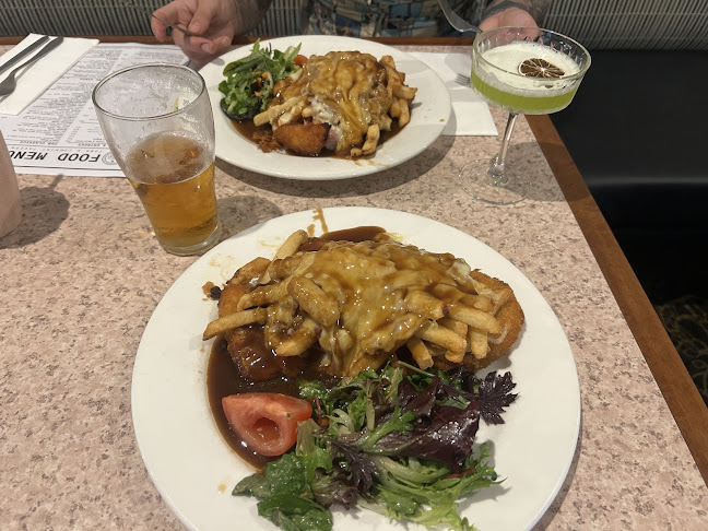 The Old Town 'N' Country Tavern - Hospitality and gastronomy