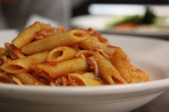 Opinii despre La Trattoria Restaurant & Pizza Bar în Adelaide - Hospitality and gastronomy