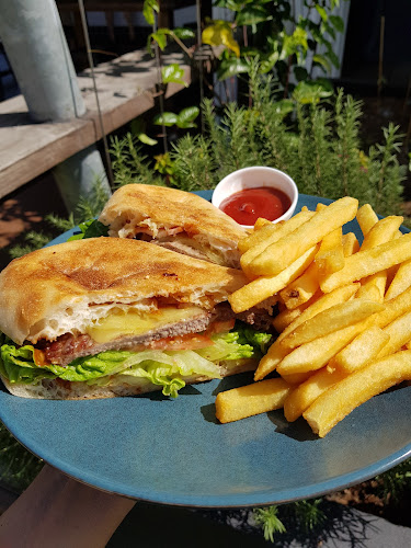 U6 Cafe - Hospitality and gastronomy