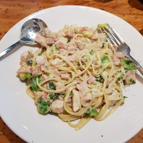 Clogs Pizza Restaurant (Bendigo)