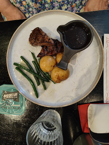 Opinii despre The Gate Bar and Bistro în Success - Hospitality and gastronomy