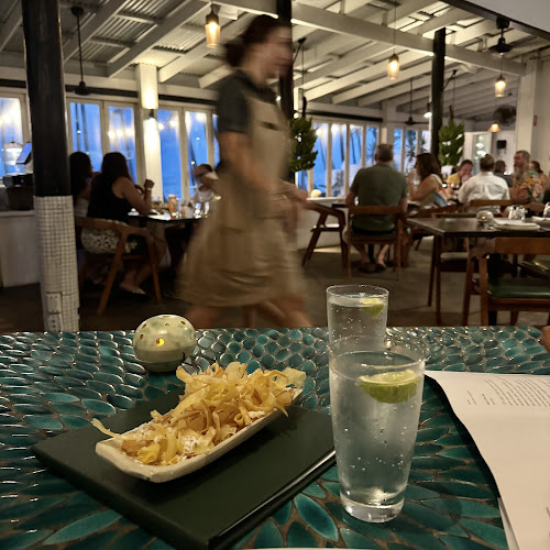 1 Veivers Rd, Palm Cove QLD 4879