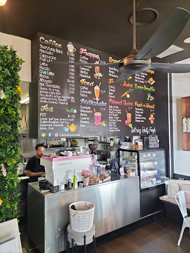 Cafe Gold Coast - Labrador