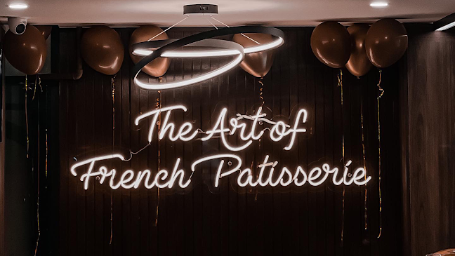 Profiterole Patisserie Mays Hill - Hospitality and gastronomy