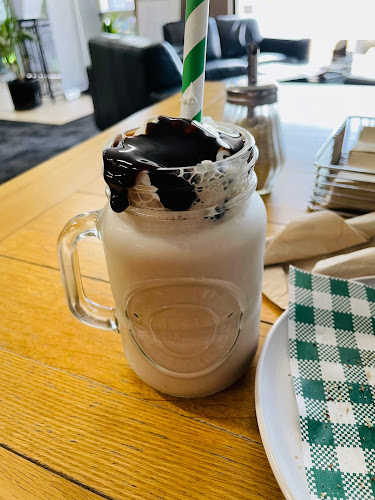 Opinii despre Up Tempo Cafe în Horsham - Hospitality and gastronomy