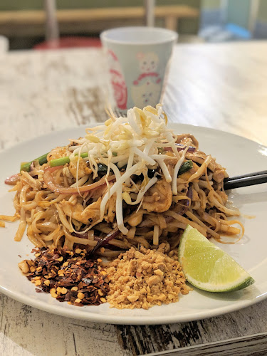 Red Lemon Thai - Hospitality and gastronomy