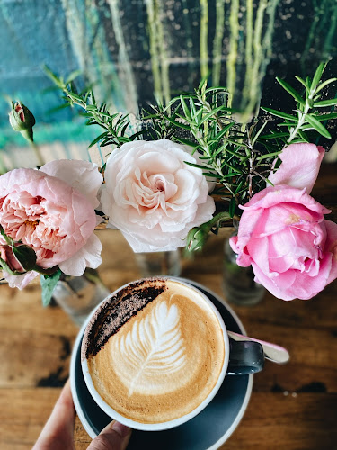 Comentarii opinii despre Industri Cafè