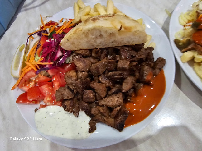 Comentarii opinii despre Istanbul Kebabs & Turkish Bakery (Halal Food)