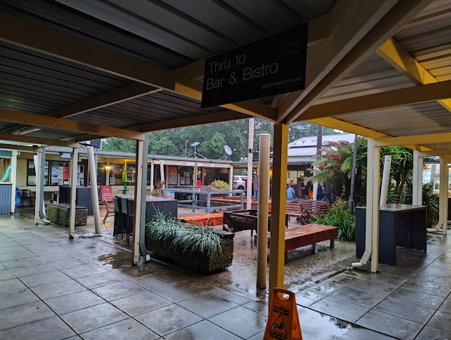 Dartmouth Pub - Hospitality and gastronomy