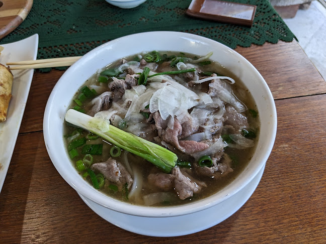 Le's Vietnamese Food - Hospitality and gastronomy