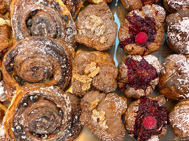 Comentarii opinii despre Bouffant Gosford