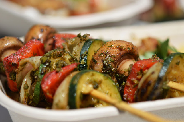 Comentarii opinii despre Flying Woks