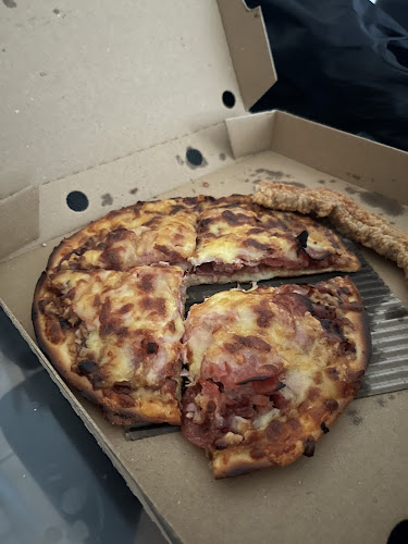 Opinii despre Pizza King în Leanyer - Hospitality and gastronomy