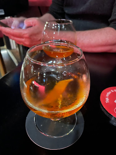 Shop 3/123 Parkyn Parade, Mooloolaba QLD 4557