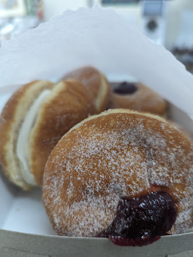 DEBRUIN'S BAKERY - Hospitality and gastronomy