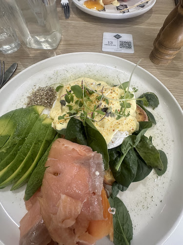 Comentarii opinii despre Metro Coffee