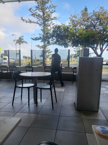 McDonald's Coolangatta II - Coolangatta