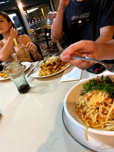 Comentarii opinii despre Huon Hill