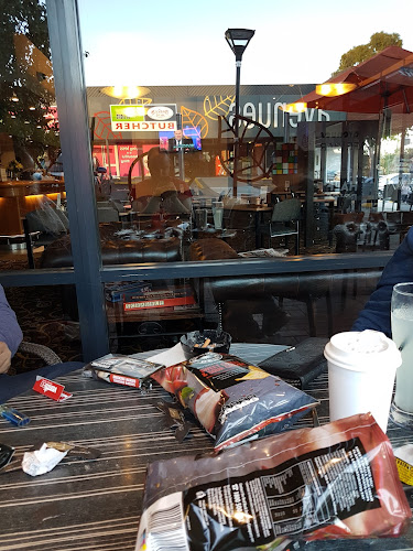 Avenues Café & Bar - Hospitality and gastronomy