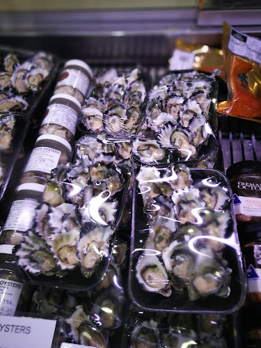 The Pearly Oyster Bar - Hospitality and gastronomy