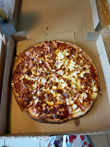 Quinnys Pizza - Hospitality and gastronomy