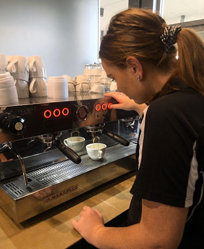 Comentarii opinii despre Peeches Coffee Lounge