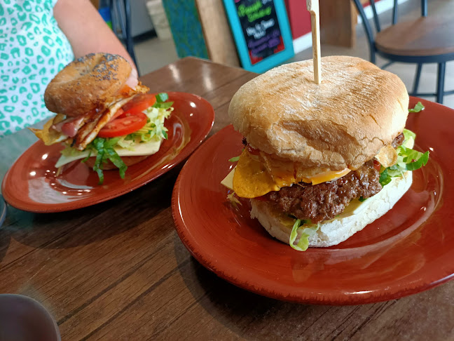 Meander Store & LPO, Meander Bridge Cafe - Meander