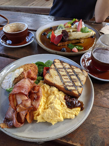 Federal Doma Cafe - Hospitality and gastronomy