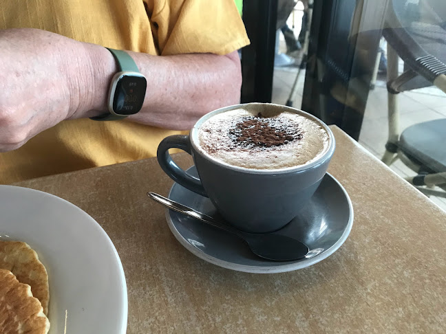 Opinii despre La Promenade Cafe în Caloundra - Hospitality and gastronomy