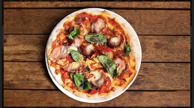 Opinii despre Pazza Pizza în Melbourne - Hospitality and gastronomy