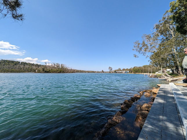 Comentarii opinii despre Lake Conjola Liquor & General Store