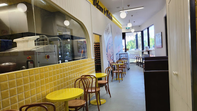 Walker's Doughnuts Bendigo Marketplace - Hospitality and gastronomy