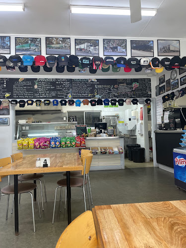 99Jericho Road, Moorland NSW 2443