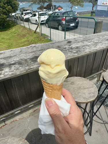 Comentarii opinii despre Ice Creamery & Co.