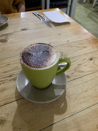 Cafe On Louee - Hospitality and gastronomy