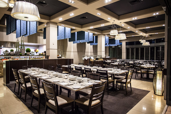 Waves Buffet Restaurant