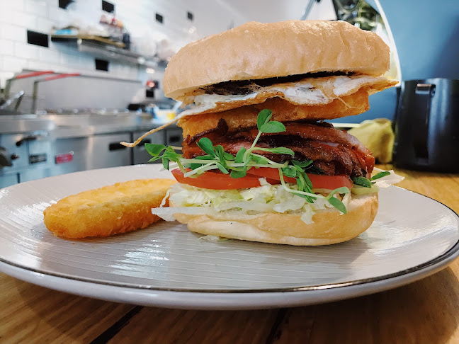 Raven Cafe & Grill - Hospitality and gastronomy