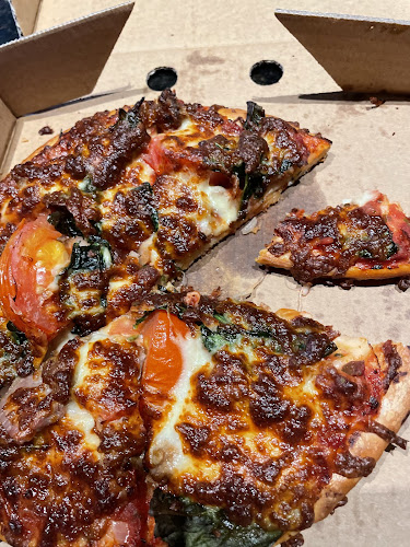 Grant Pizza Place and Gelateria - Hospitality and gastronomy