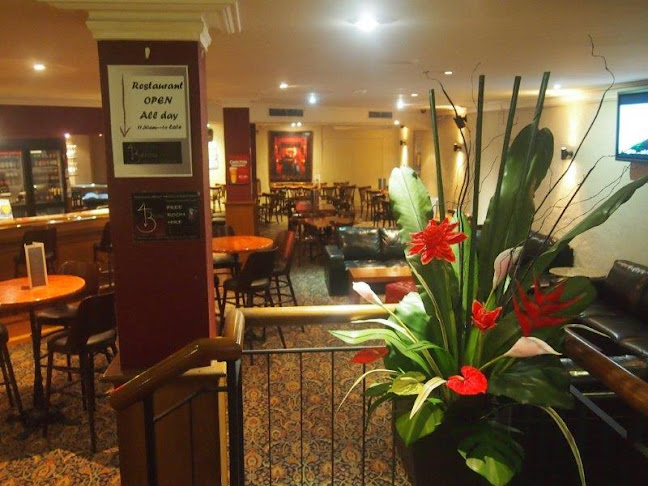 43 Below Bar & Restaurant - Hospitality and gastronomy