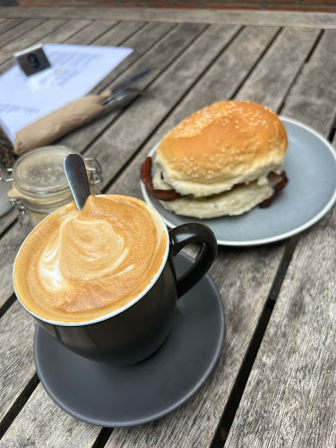 Comentarii opinii despre Starfish Bakery