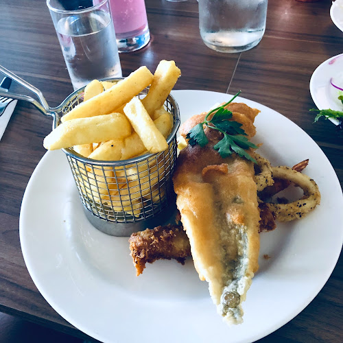 Comentarii opinii despre Renmark Club