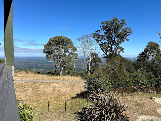 415 Cameron Dr, Mount Macedon VIC 3441