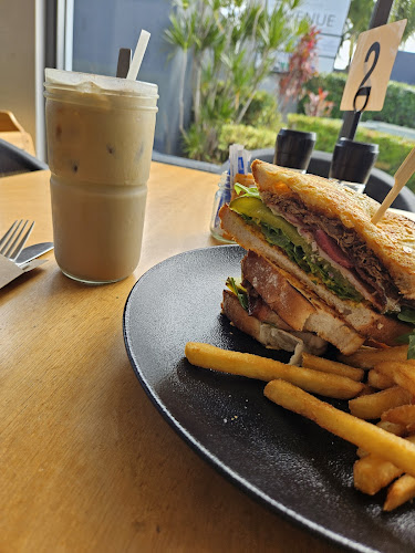 25 Evans Ave, North Mackay QLD 4740