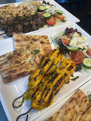 Opinii despre Athenia Restaurant & Bar în Carrara - Hospitality and gastronomy