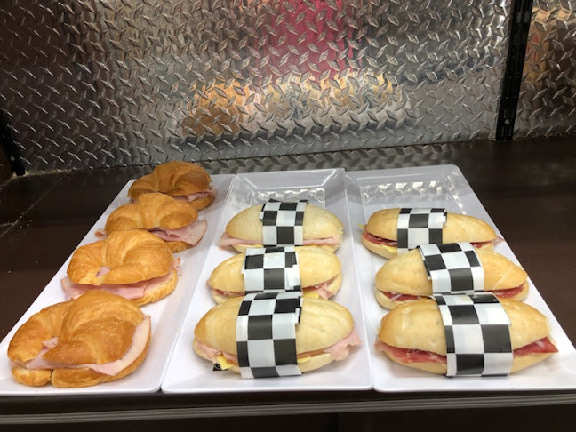 Opinii despre Out of Dough în Morwell - Hospitality and gastronomy