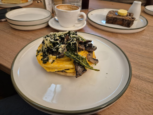 Comentarii opinii despre Chéri