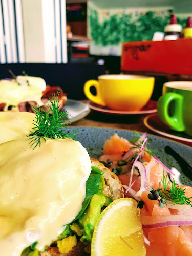 Greenout Cafe and Bar - Maroochydore