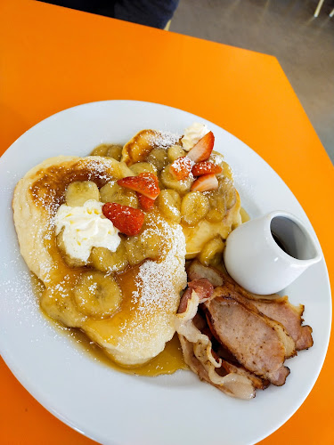 Jilarty Gelato Bar & Cafe - Hospitality and gastronomy