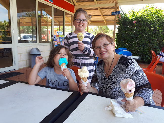 Oggies Ice Cream Cafe - Perth